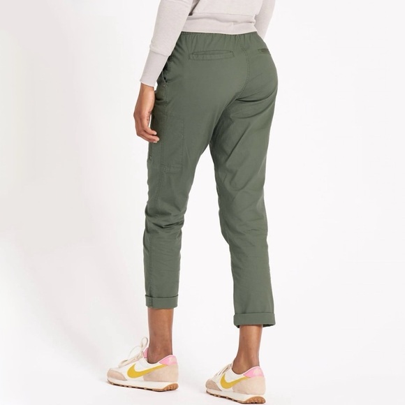 Vuori Ripstop Pant in Army - Picture 2 of 7